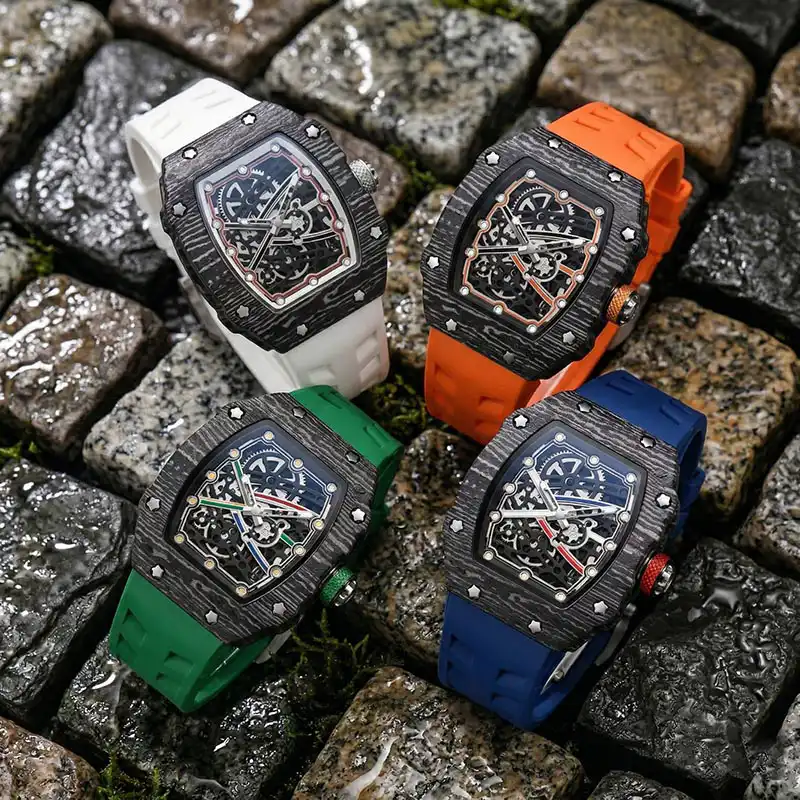 RM-M07 Texture carbonio — detail 12